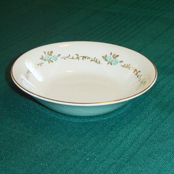 Johnson Brothers Sovereign Potters Wedding Day dessert bowl VGU - Picture 2 of 3
